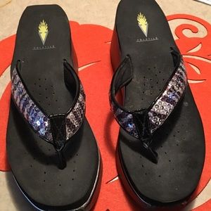 Volatile flip flops